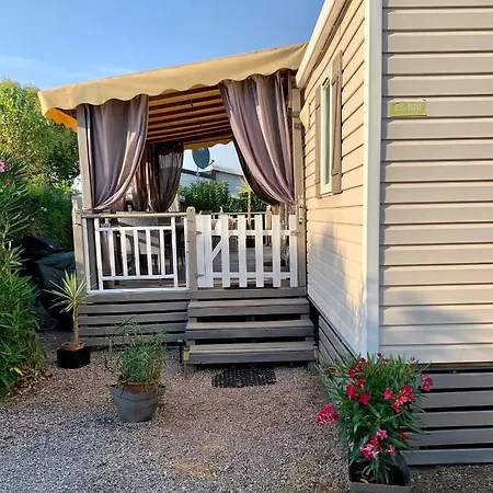 Magic Mobile Montourey, 3 Chambres, 2 Salles De Bain, Piscine Disponible Sur Place *